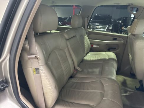 Used 2002 Chevrolet Tahoe LT image 36