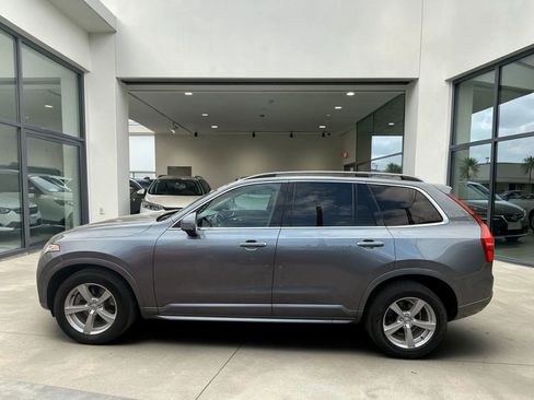 Used 2019 Volvo XC90 T5 Momentum AWD/4WD image 8