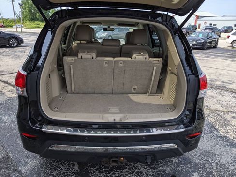 Used 2013 Nissan Pathfinder Platinum AWD/4WD image 22