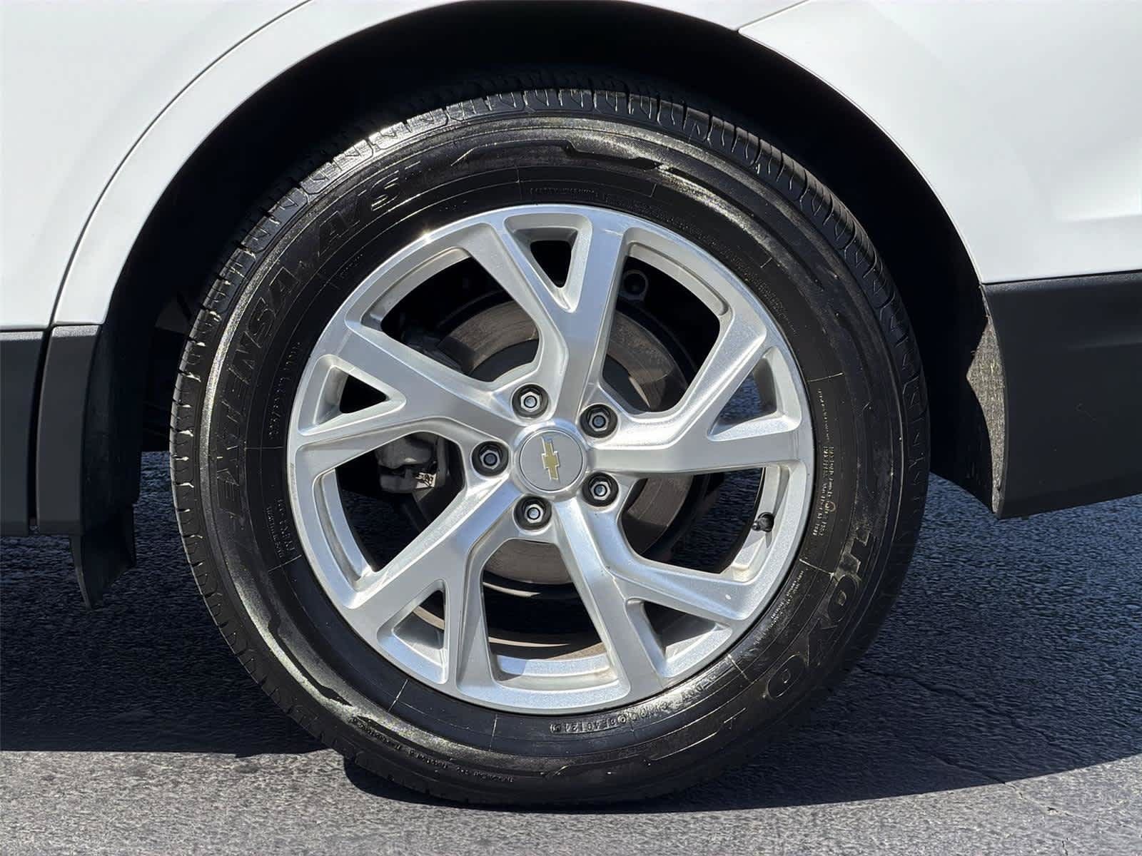 Used 2021 Chevrolet Equinox Premier FWD image 9