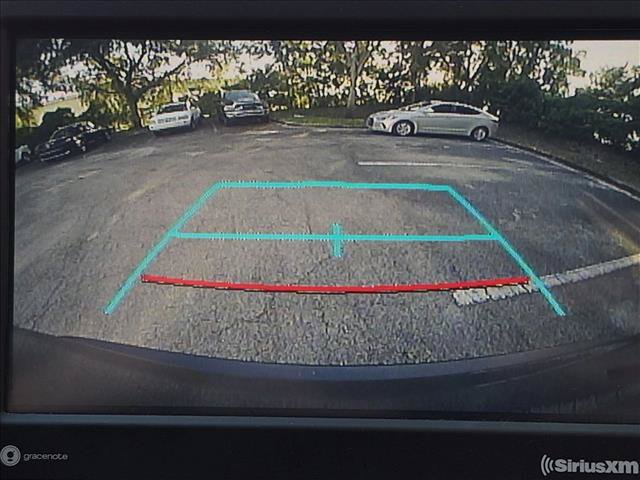 Used 2022 Toyota RAV4 XLE w/ Convenience Package FWD image 11
