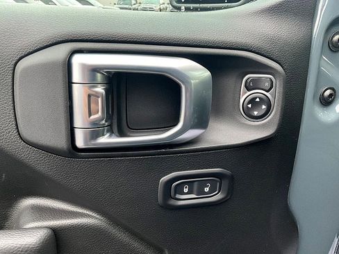 New 2026 Jeep Gladiator Willys image 13