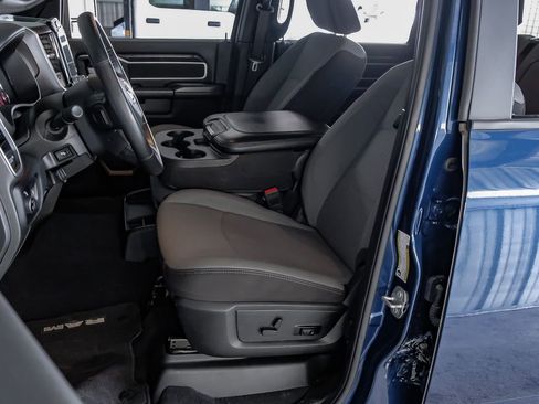 Used 2024 RAM 2500 Big Horn w/ Safety Group image 30