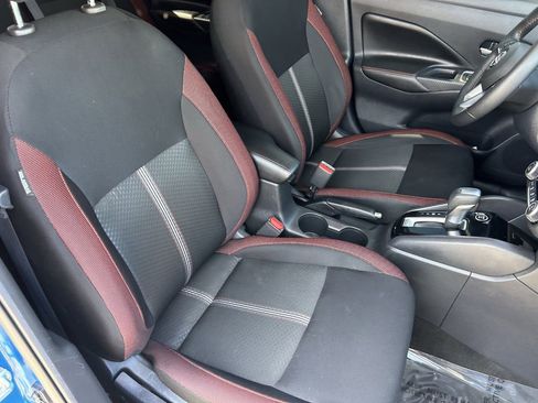 Certified 2023 Nissan Versa SR w/ Trunk Package image 11