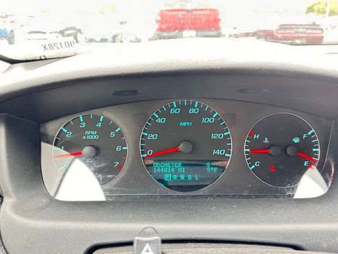 Used 2013 Chevrolet Impala LTZ FWD image 22