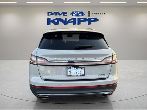 Used 2022 Lincoln Nautilus Reserve image 7
