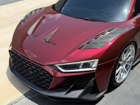 Used 2017 Audi R8 V10 w/ Carbon Exterior Package AWD/4WD image 23