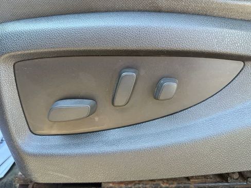 Used 2015 Chevrolet Silverado 3500 LT w/ LT Convenience Package image 13