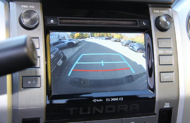 Used 2018 Toyota Tundra SR5 AWD/4WD image 29