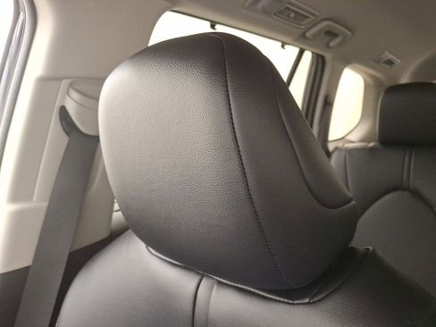 Used 2024 Toyota Grand Highlander XLE image 21