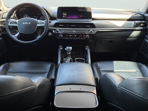 Used 2022 Kia Telluride S FWD image 18