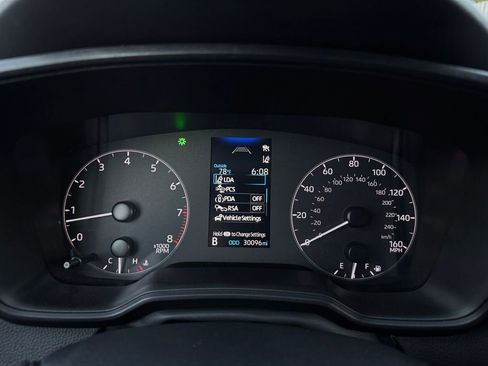 Used 2024 Nissan Sentra SV image 20