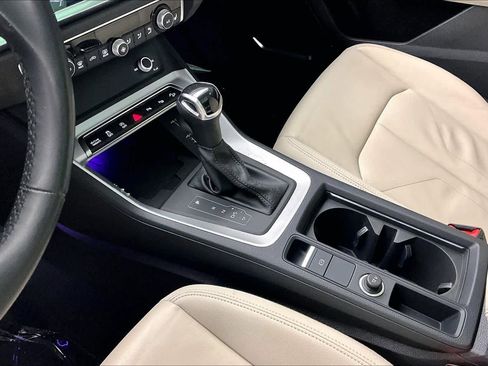 Used 2021 Audi Q3 2.0T Premium Plus w/ Premium Plus Package image 16