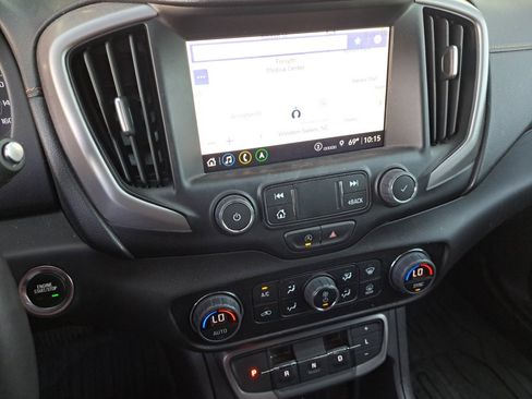 Used 2024 GMC Terrain AT4 w/ Infotainment Package II AWD/4WD image 25