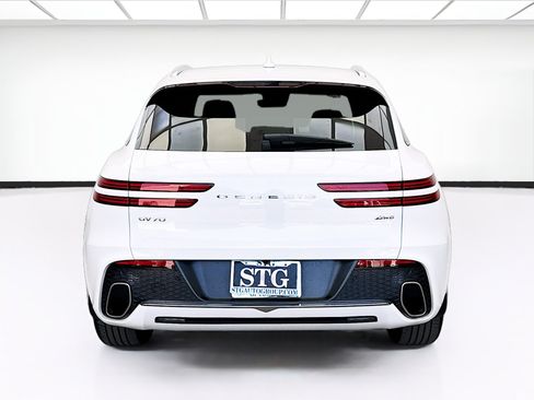 Used 2023 Genesis GV70 2.5T w/ Advanced Package AWD/4WD image 5
