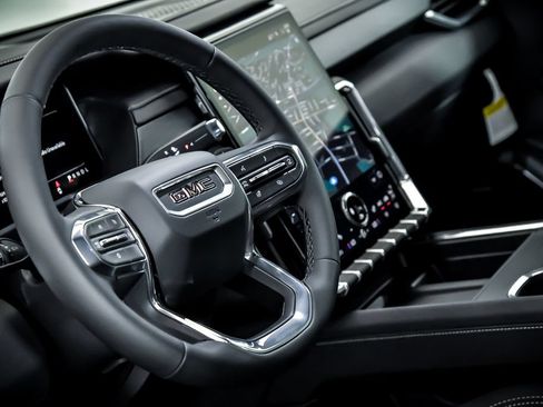 New 2027 GMC Acadia Elevation w/ Black Edition AWD/4WD image 8