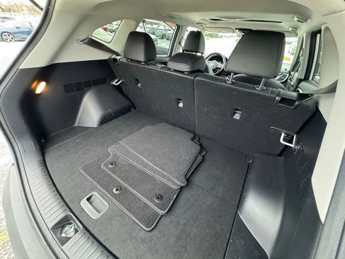 Used 2021 Kia Seltos EX image 32