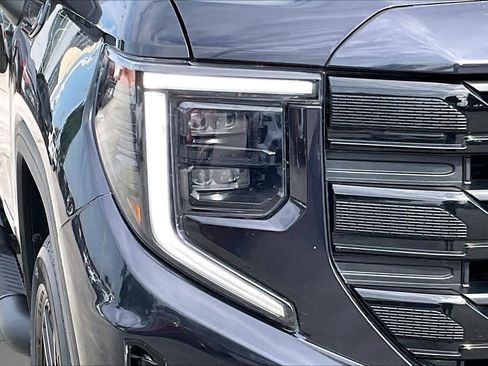 Used 2023 GMC Sierra 1500 Elevation AWD/4WD image 24