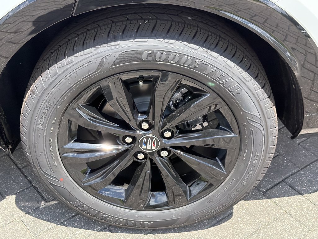 New 2026 Buick Envista Sport Touring w/ Convenience I Package FWD image 31