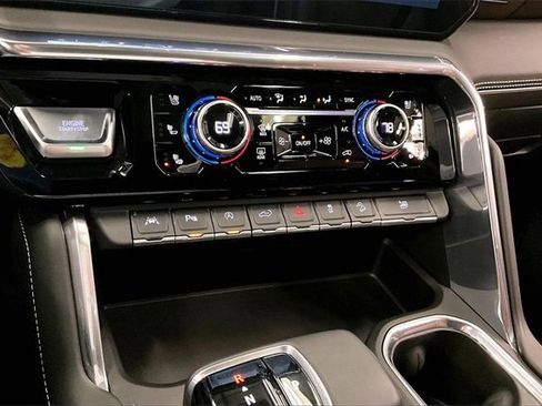 Used 2023 GMC Sierra 1500 Denali Ultimate image 29