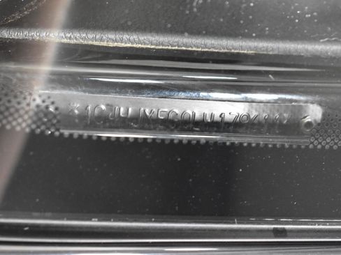 Used 2020 Jeep Wrangler Unlimited Sahara w/ Dual Top Group image 32