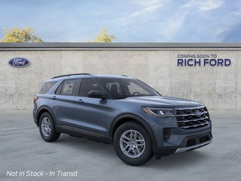 New 2026 Ford Explorer Active AWD/4WD image 7
