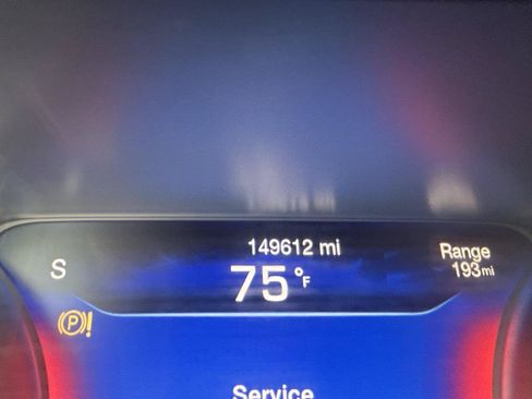Used 2015 Chrysler 200 C w/ Navigation & Sound Group I FWD image 21