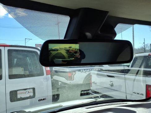 Used 2021 Chevrolet Express 3500 image 15