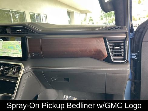 Used 2025 GMC Sierra 1500 Denali Ultimate AWD/4WD image 28