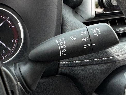 Used 2024 Toyota RAV4 LE AWD/4WD image 22