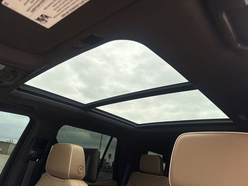 Used 2023 Chevrolet Tahoe Premier w/ Premium Package 2 image 14