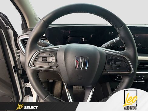 Used 2024 Buick Encore GX Avenir w/ Avenir Convenience Package FWD image 11