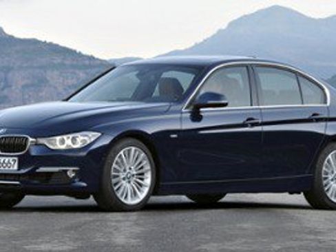 Used 2015 BMW 320i Sedan RWD image 1