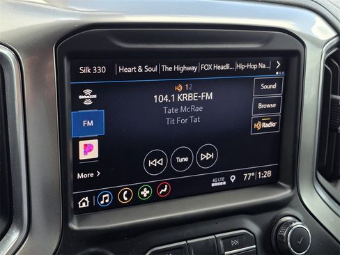 Used 2019 Chevrolet Silverado 1500 LT w/ Texas Edition image 17