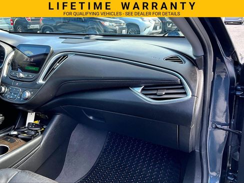 Used 2020 Chevrolet Malibu Premier FWD image 17