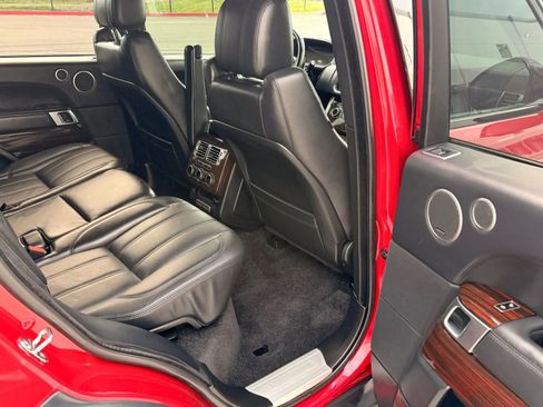 Used 2014 Land Rover Range Rover HSE image 12