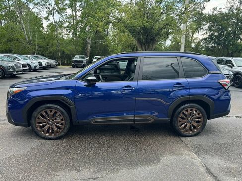 Used 2025 Subaru Forester Sport AWD/4WD image 2