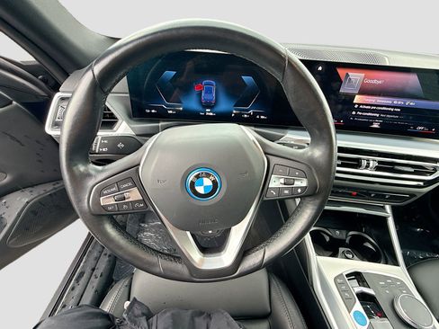 Used 2023 BMW i4 eDrive40 w/ Premium Package RWD image 38