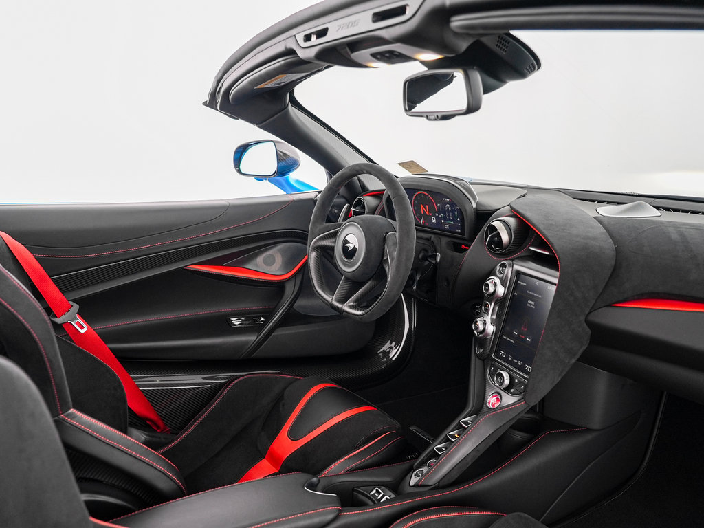 Used 2023 McLaren 720S Performance RWD image 32