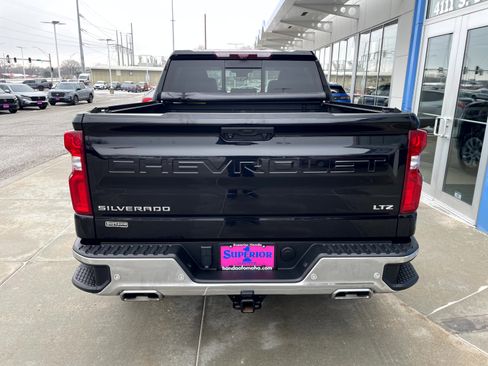 Used 2023 Chevrolet Silverado 1500 LTZ image 3