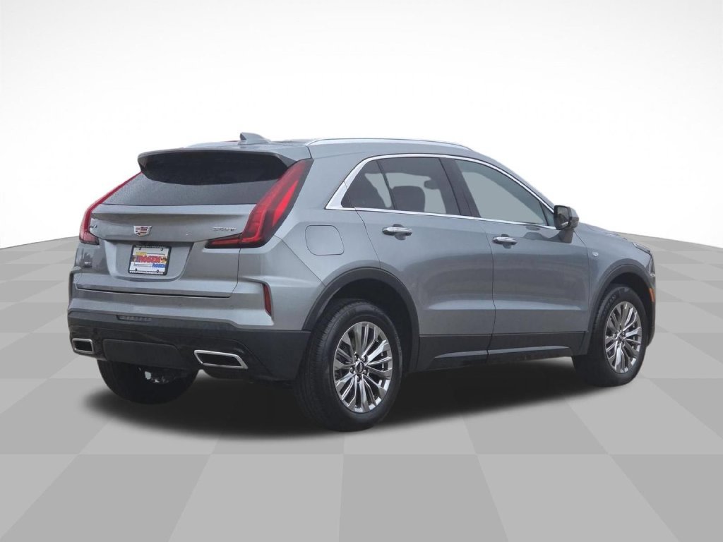 Used 2025 Cadillac XT4 Premium Luxury AWD/4WD image 3