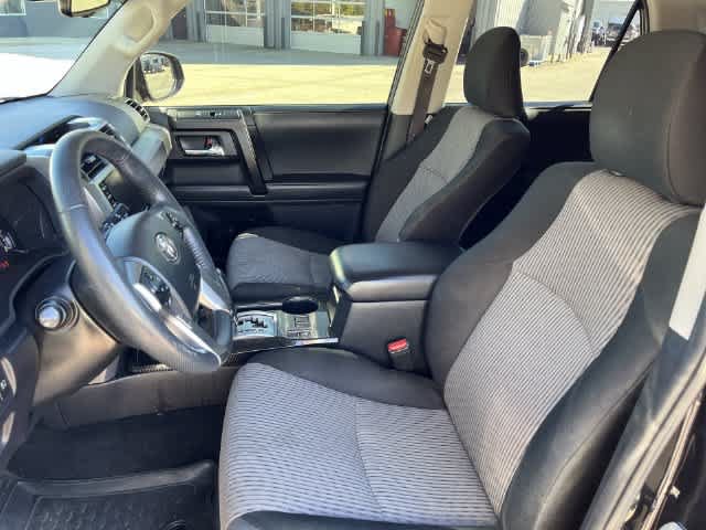 Used 2021 Toyota 4Runner SR5 AWD/4WD image 10