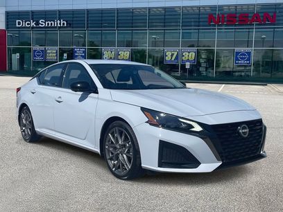 Used 2023 Nissan Altima 2.0 SR