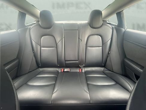 Used 2023 Tesla Model 3 Standard Range RWD image 8