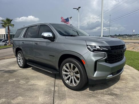 Used 2023 Chevrolet Tahoe Premier RWD image 3