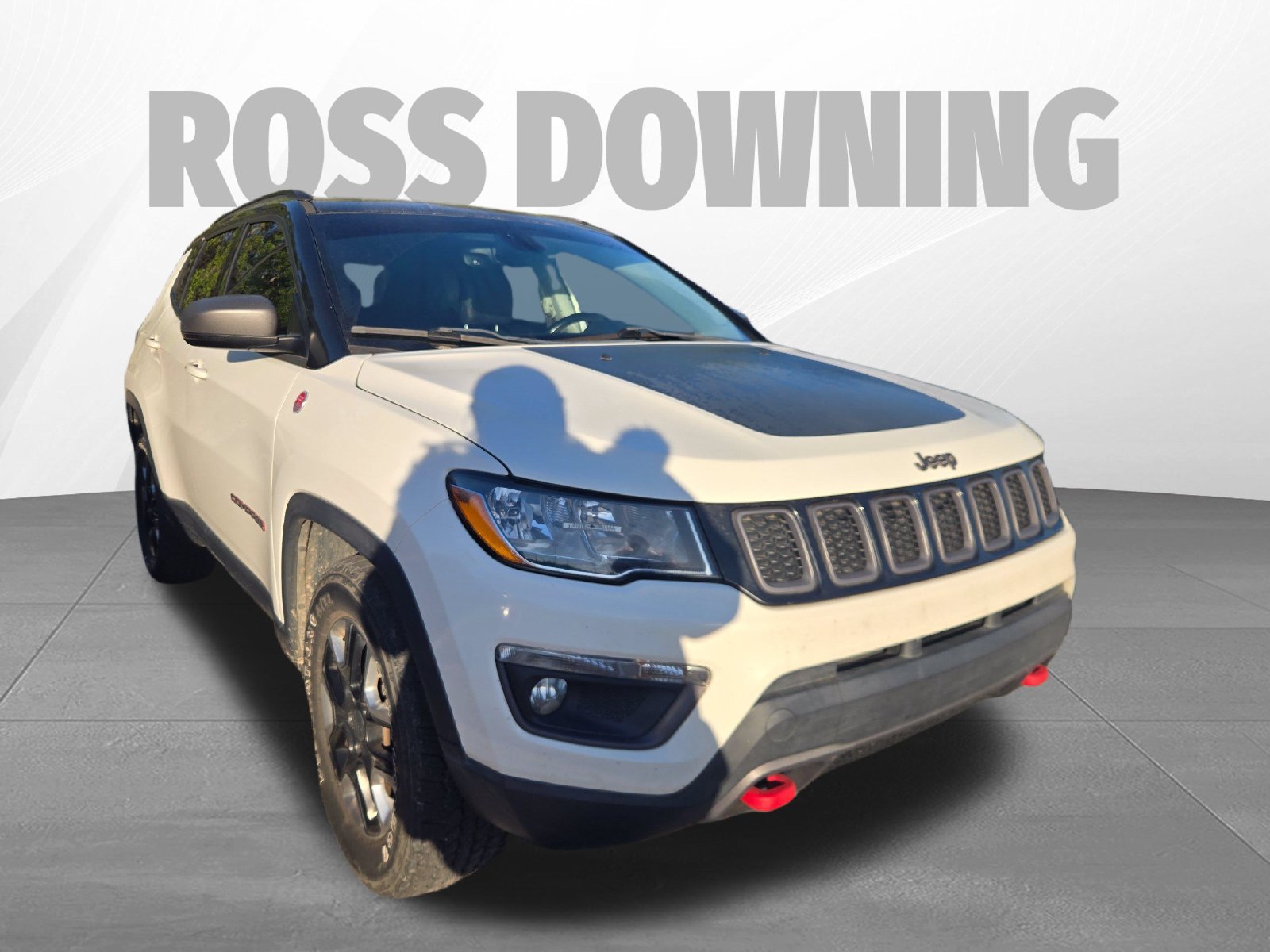 Used 2018 Jeep Compass Trailhawk w/ Safe & Security Group AWD/4WD image 3
