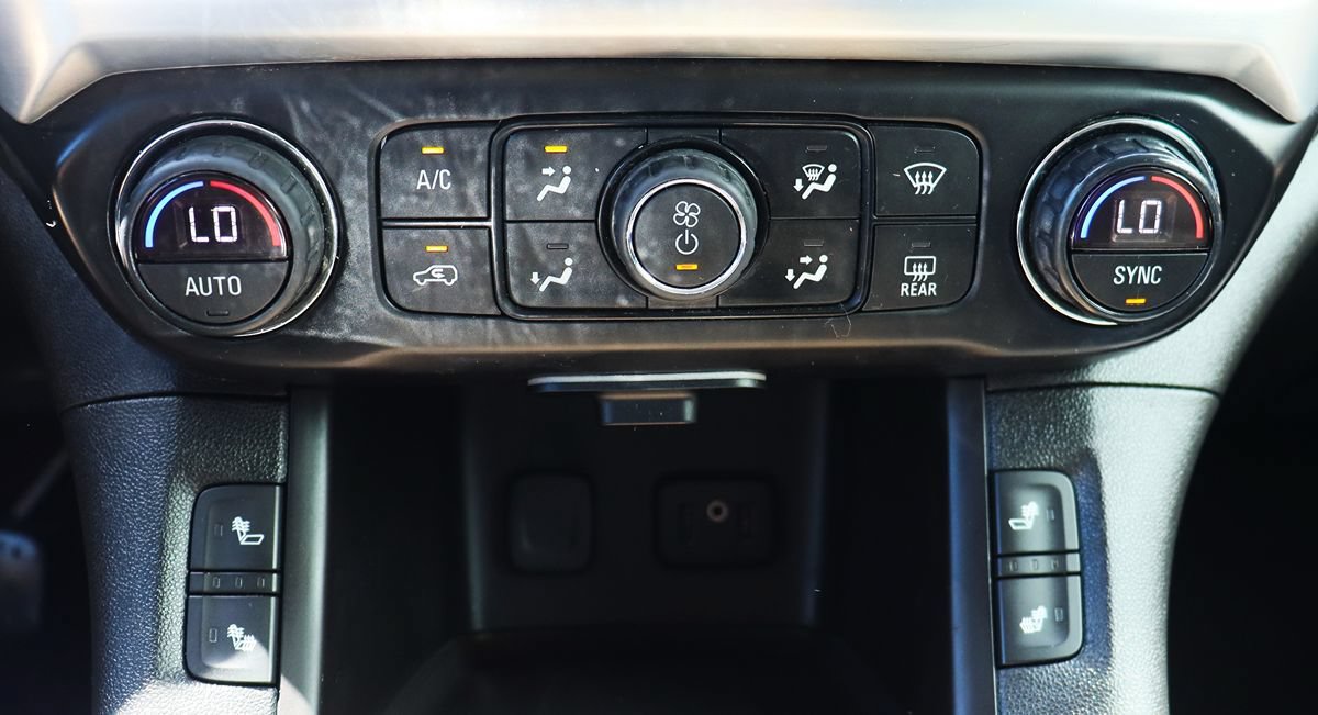 Used 2018 GMC Acadia SLE w/ Driver Alert Package I FWD image 48