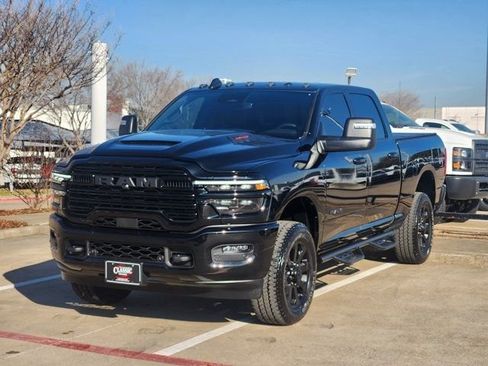 Used 2025 RAM 2500 Laramie w/ Night Edition image 12