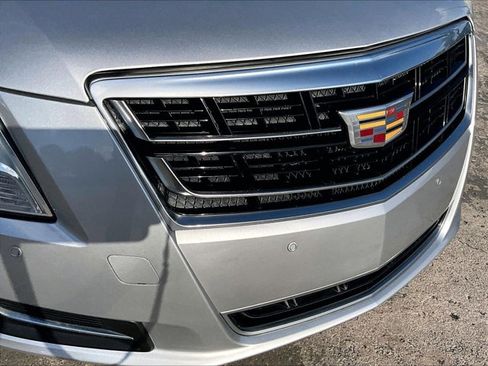 Used 2016 Cadillac XTS image 28