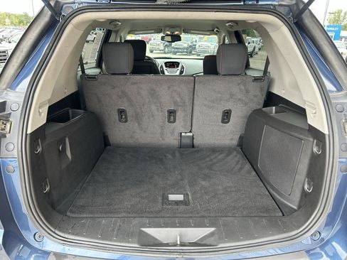 Used 2017 GMC Terrain SLE FWD image 17